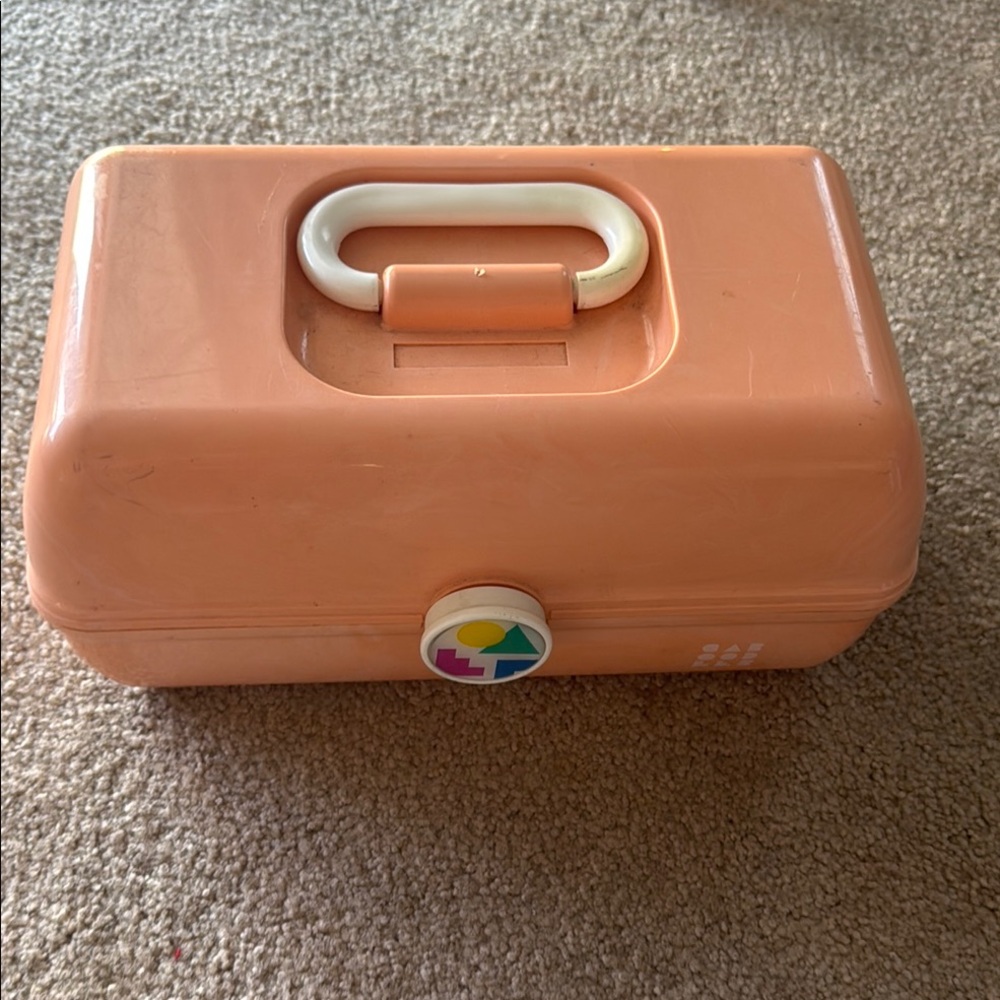 Vintage Peach Caboodles Makeup Case